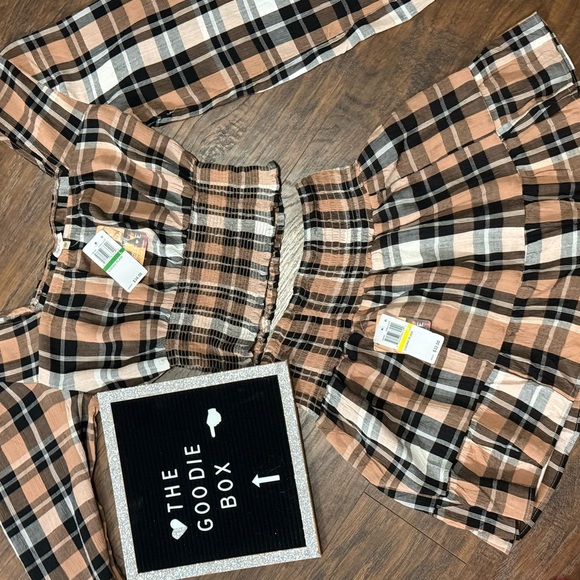 Plaid Two-Piece Set - Picture 3 of 7